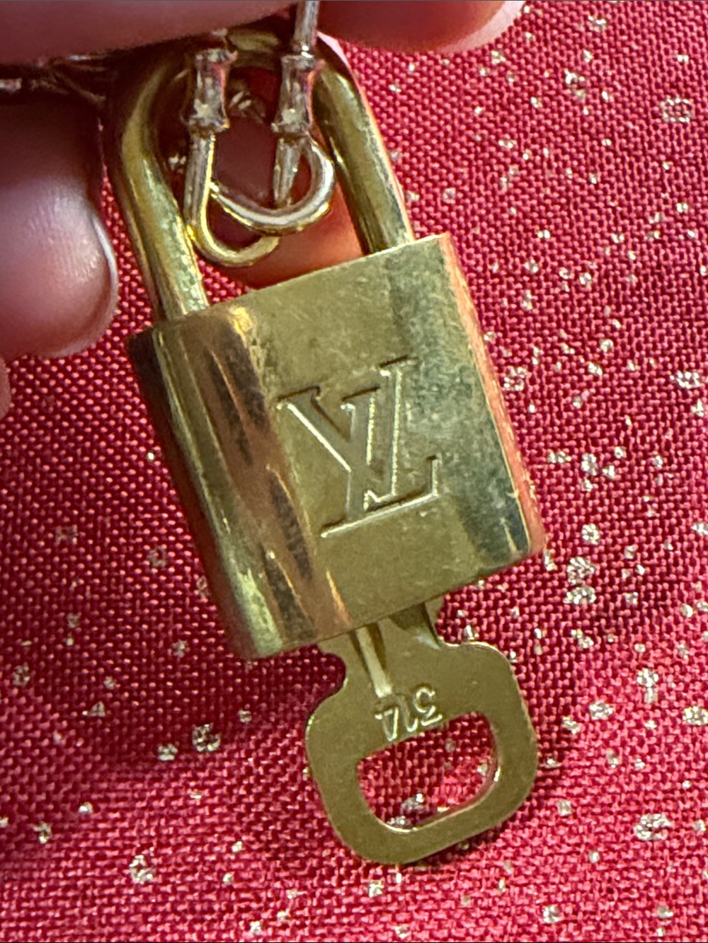Louis Vuitton lock n key #314